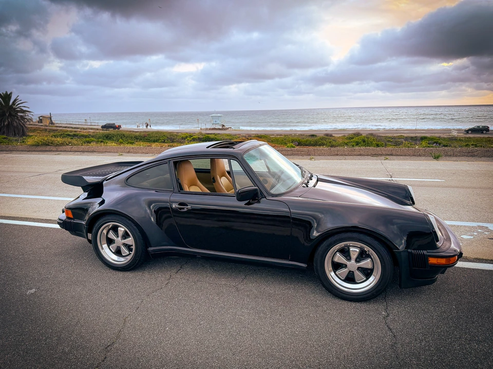 1986 Porsche 911 Carrera 3.2 - Image 28 of 31