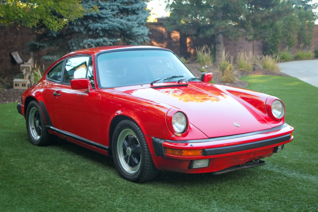 1986 Porsche 911 Carrera 3.2 - Image 8 of 31