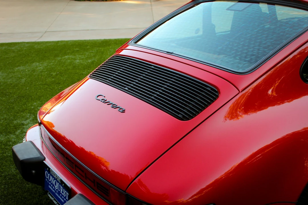 1986 Porsche 911 Carrera 3.2 - Image 24 of 31