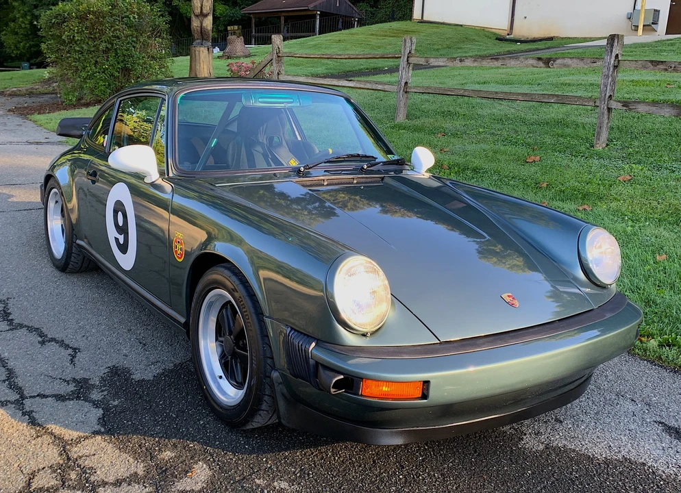 1986 Porsche 911 Carrera 3.2 - Image 13 of 31