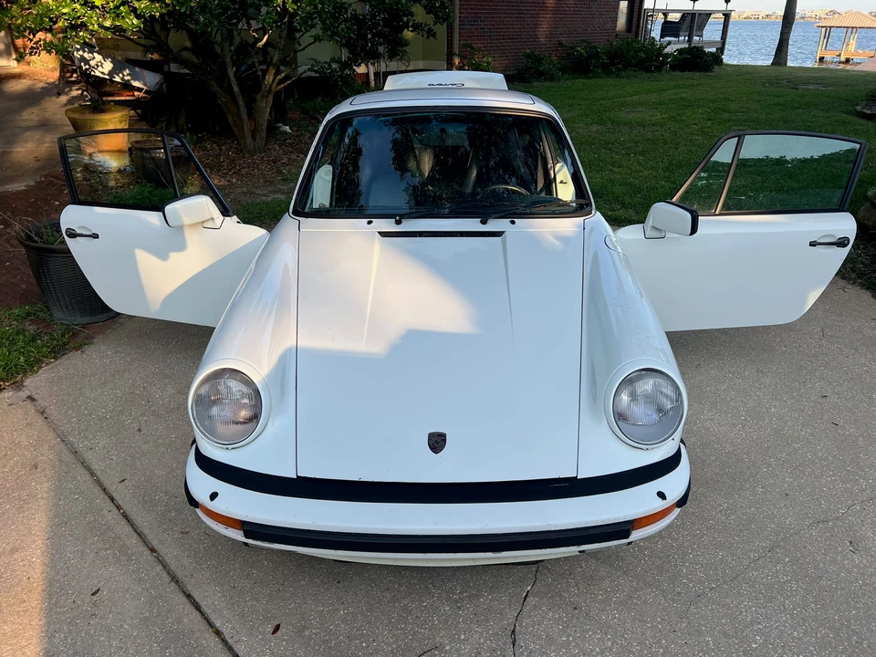 1986 Porsche 911 Carrera 3.2 - Image 14 of 31