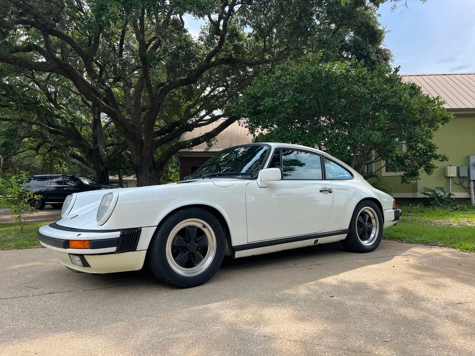 1986 Porsche 911 Carrera 3.2 - Image 4 of 31