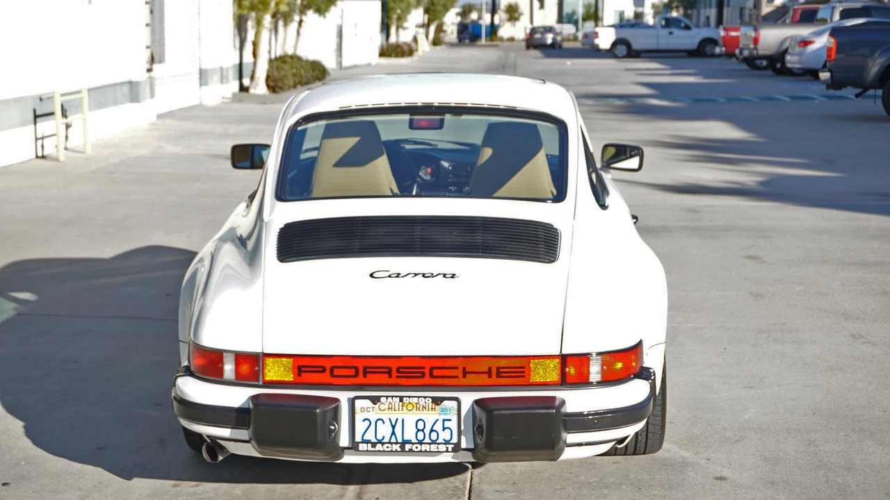 1986 Porsche 911 Carrera 3.2 - Image 23 of 31