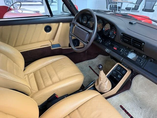 1986 Porsche 911 Carrera 3.2 - Image 22 of 31