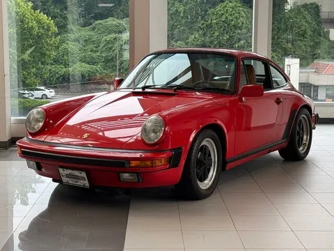 1986 Porsche 911 Carrera Coupe