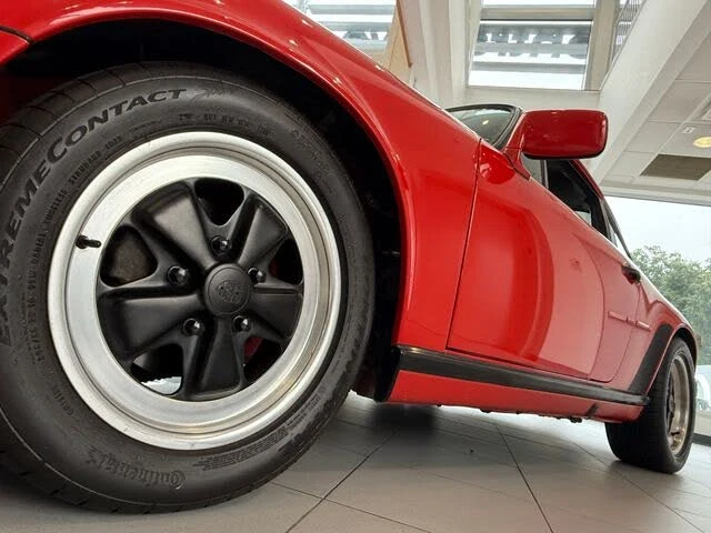 1986 Porsche 911 Carrera 3.2 - Image 8 of 31