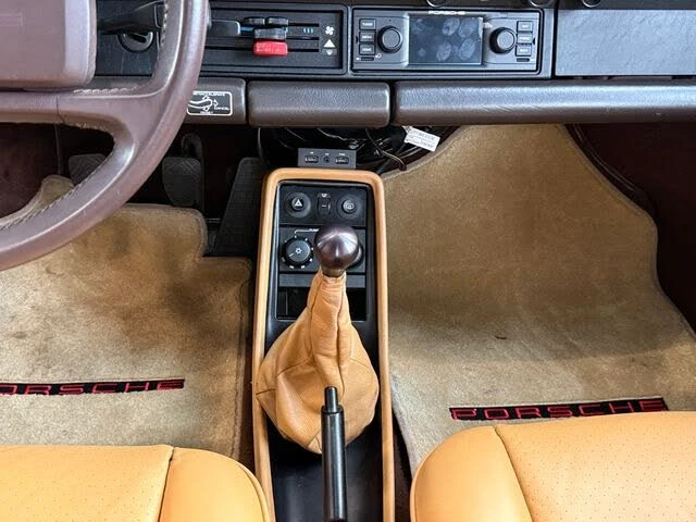 1986 Porsche 911 Carrera 3.2 - Image 15 of 31