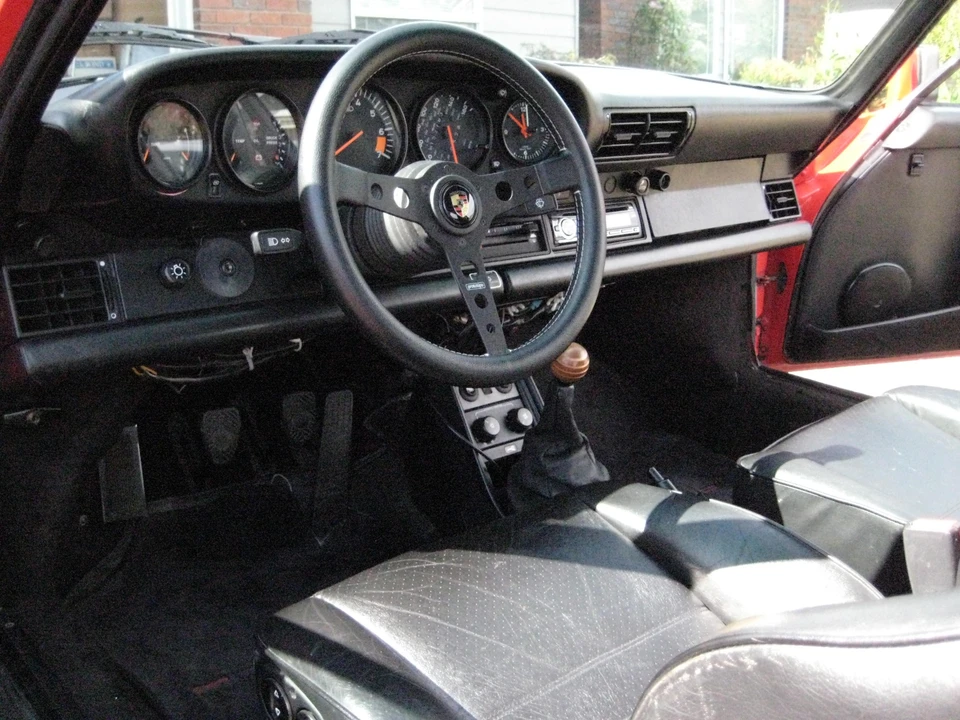 1986 Porsche 911 Carrera 3.2 - Image 29 of 31