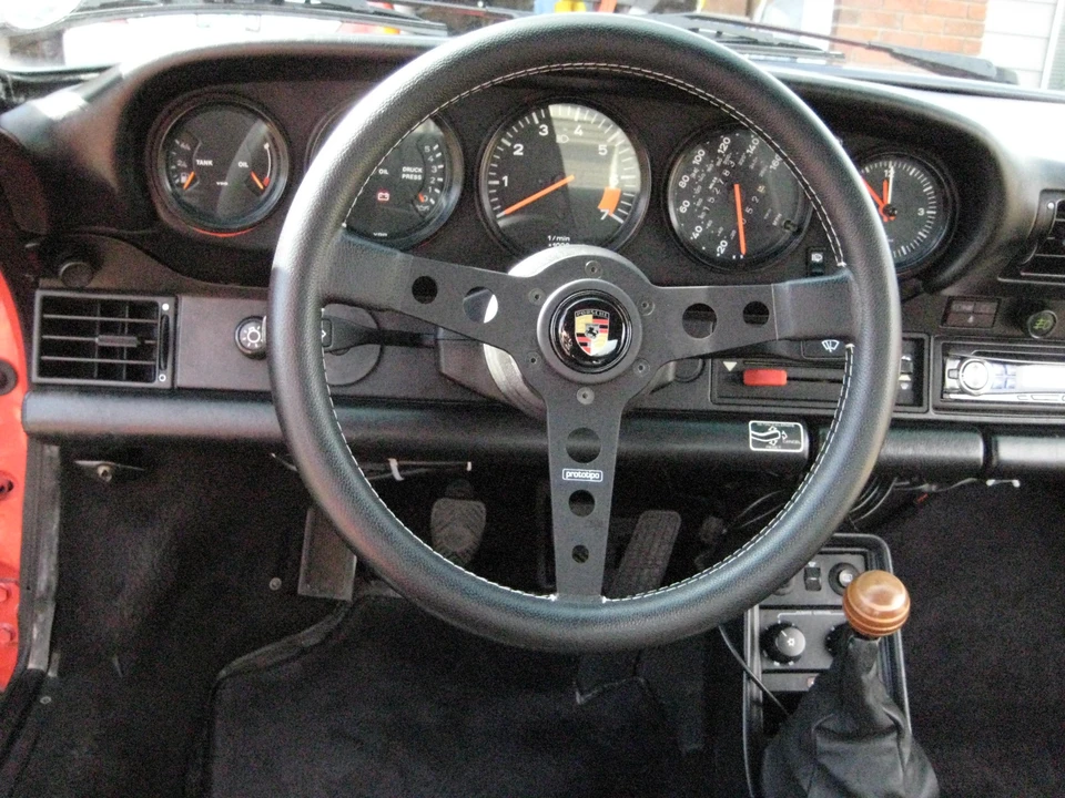 1986 Porsche 911 Carrera 3.2 - Image 30 of 31