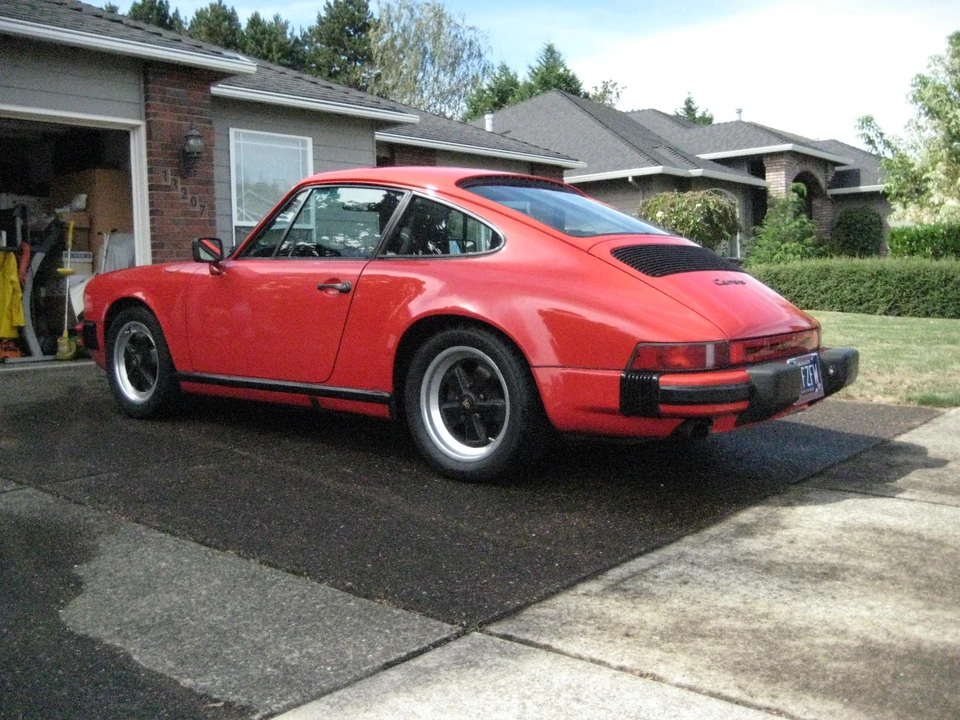 1986 Porsche 911 Carrera 3.2 - Image 6 of 31