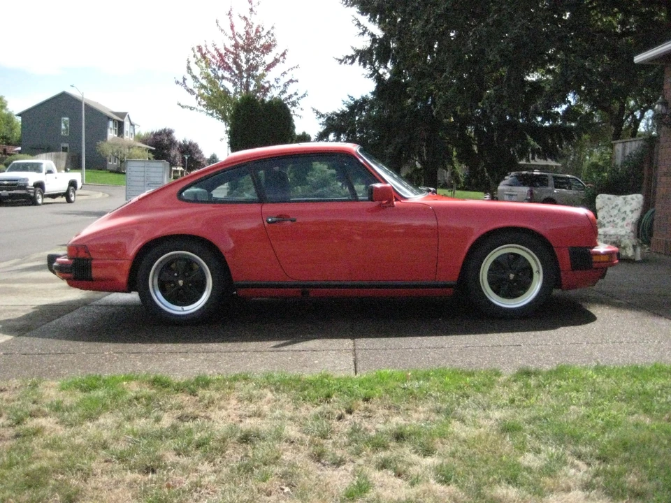 1986 Porsche 911 Carrera 3.2 - Image 12 of 31