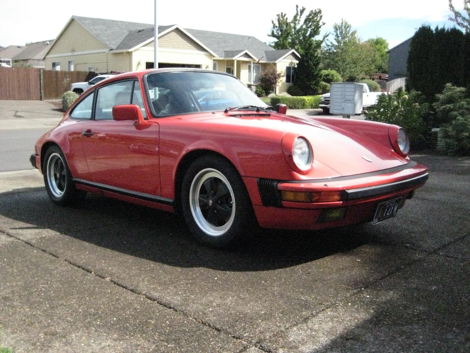 1986 Porsche 911 Carrera 3.2 - Image 13 of 31