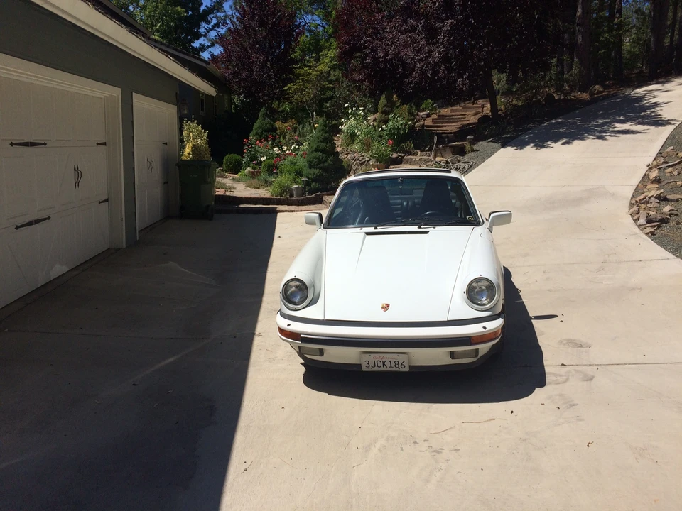 1986 Porsche 911 Carrera 3.2 - Image 18 of 31