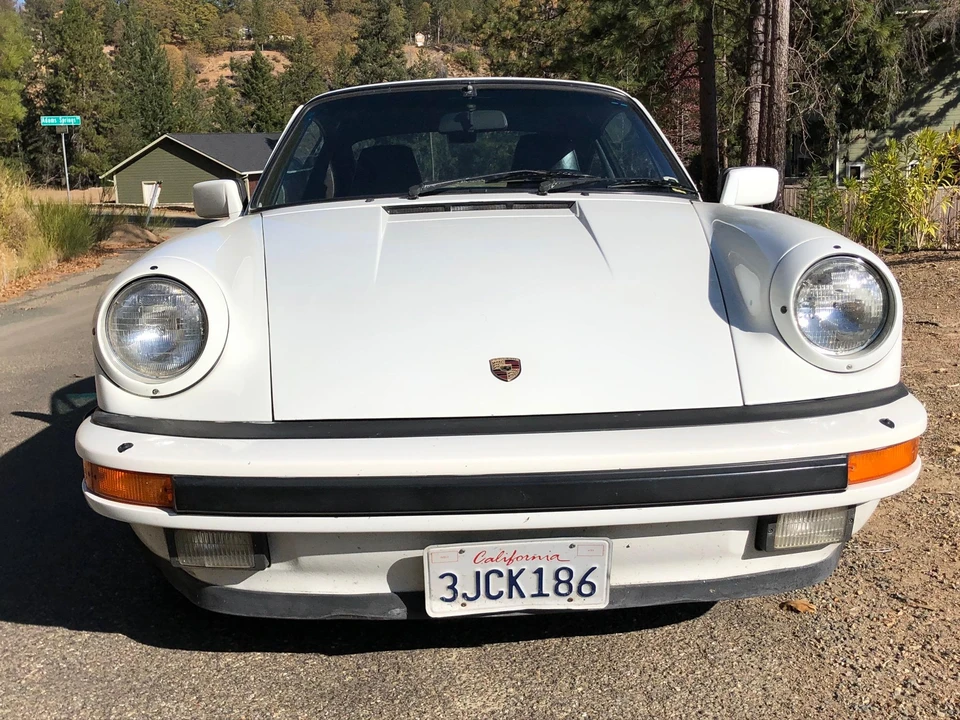 1986 Porsche 911 Carrera 3.2 - Image 16 of 31