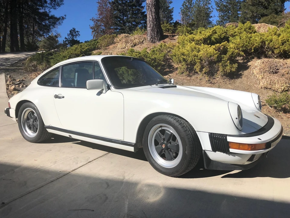 1986 Porsche 911 Carrera 3.2 - Image 13 of 31