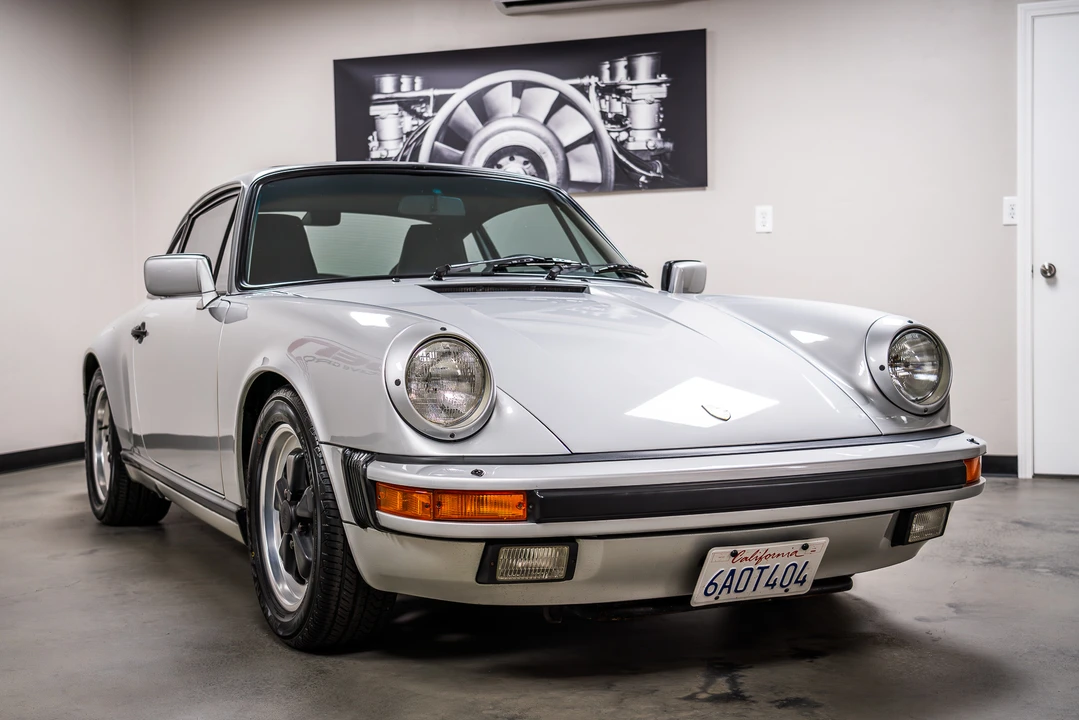 1986 Porsche 911 Carrera 3.2 - Image 13 of 31