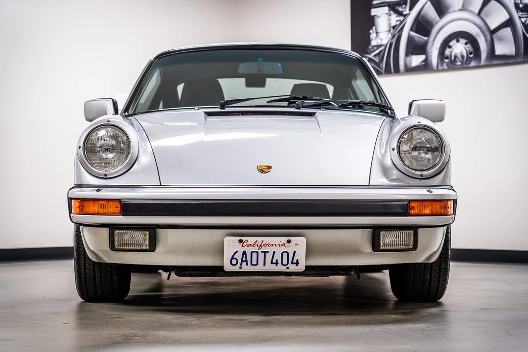 1986 Porsche 911 Carrera 3.2 - Image 10 of 31