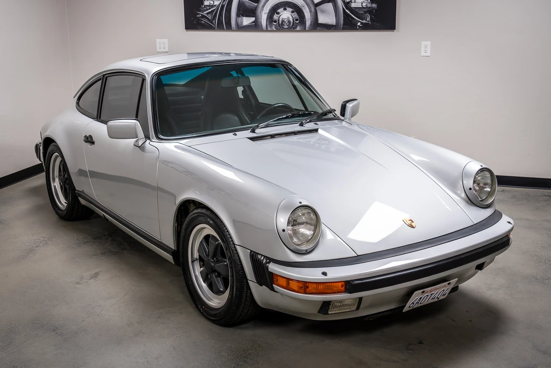1986 Porsche 911 Carrera 3.2 - Image 14 of 31