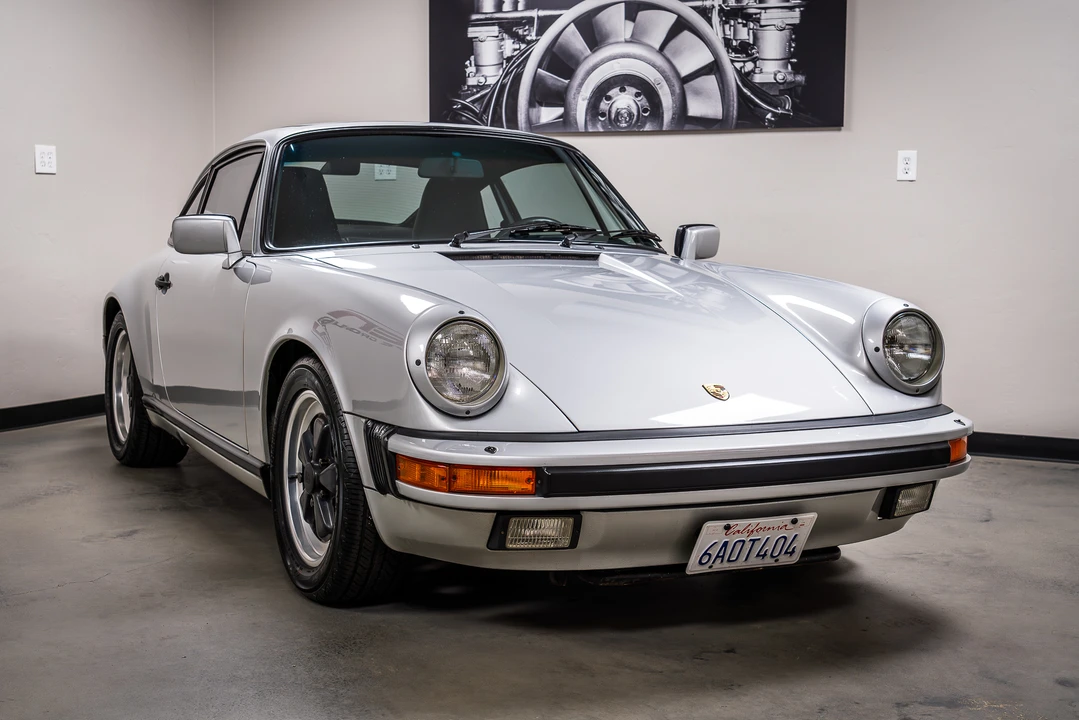 1986 Porsche 911 Carrera 3.2 - Image 12 of 31