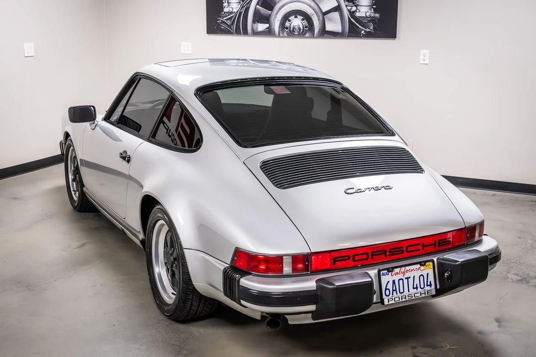 1986 Porsche 911 Carrera 3.2 - Image 29 of 31