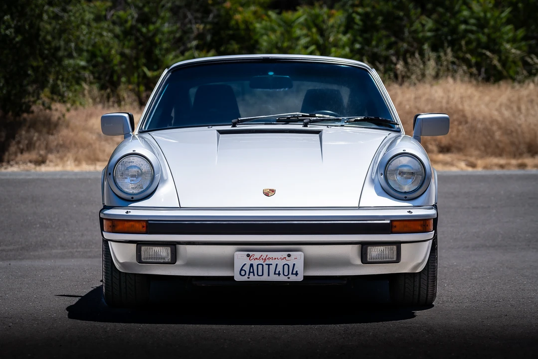 1986 Porsche 911 Carrera 3.2 - Image 2 of 31