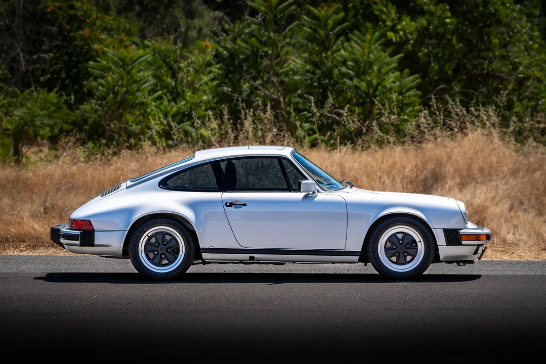 1986 Porsche 911 Carrera 3.2 - Image 3 of 31