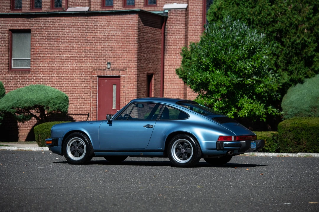 1986 Porsche 911 Carrera 3.2 - Image 29 of 31