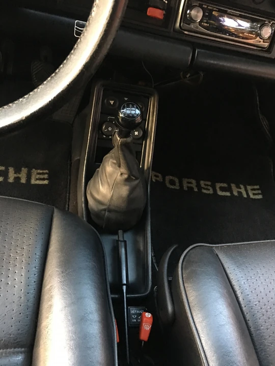 1986 Porsche 911 Carrera 3.2 - Image 29 of 31