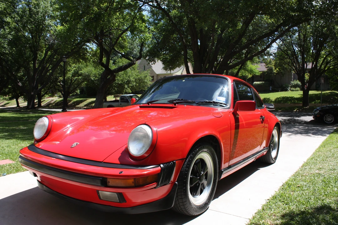 1986 Porsche 911 Carrera 3.2 - Image 2 of 31