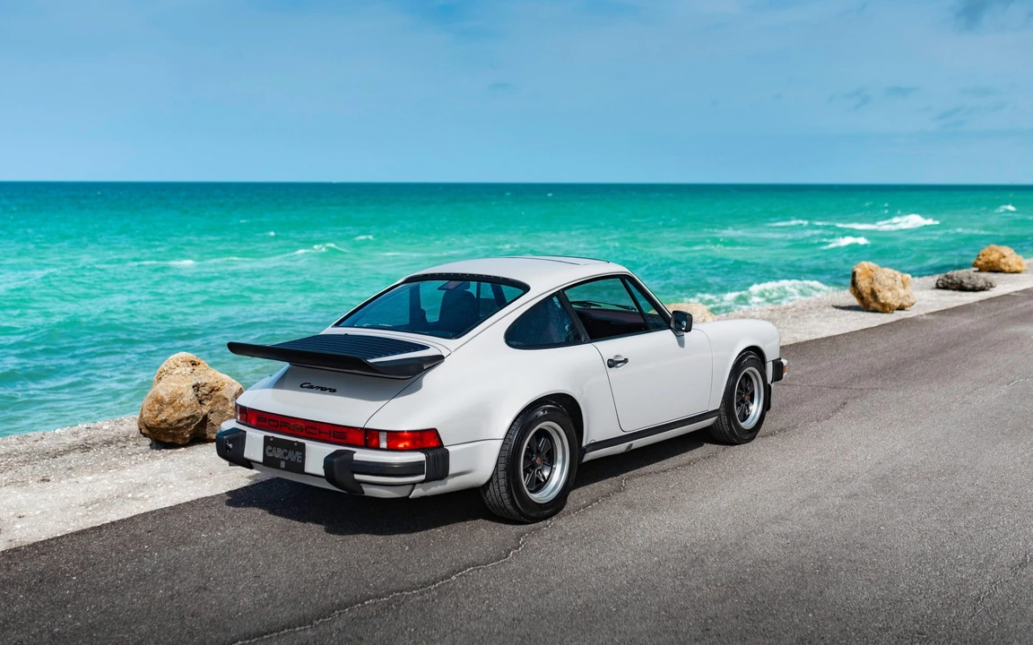 1986 Porsche 911 Carrera 3.2 - Image 28 of 31