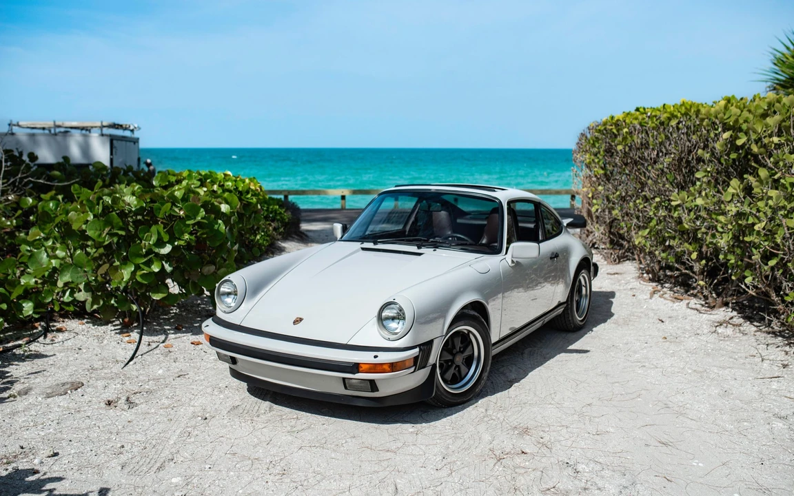 1986 Porsche 911 Carrera 3.2 - Image 4 of 31