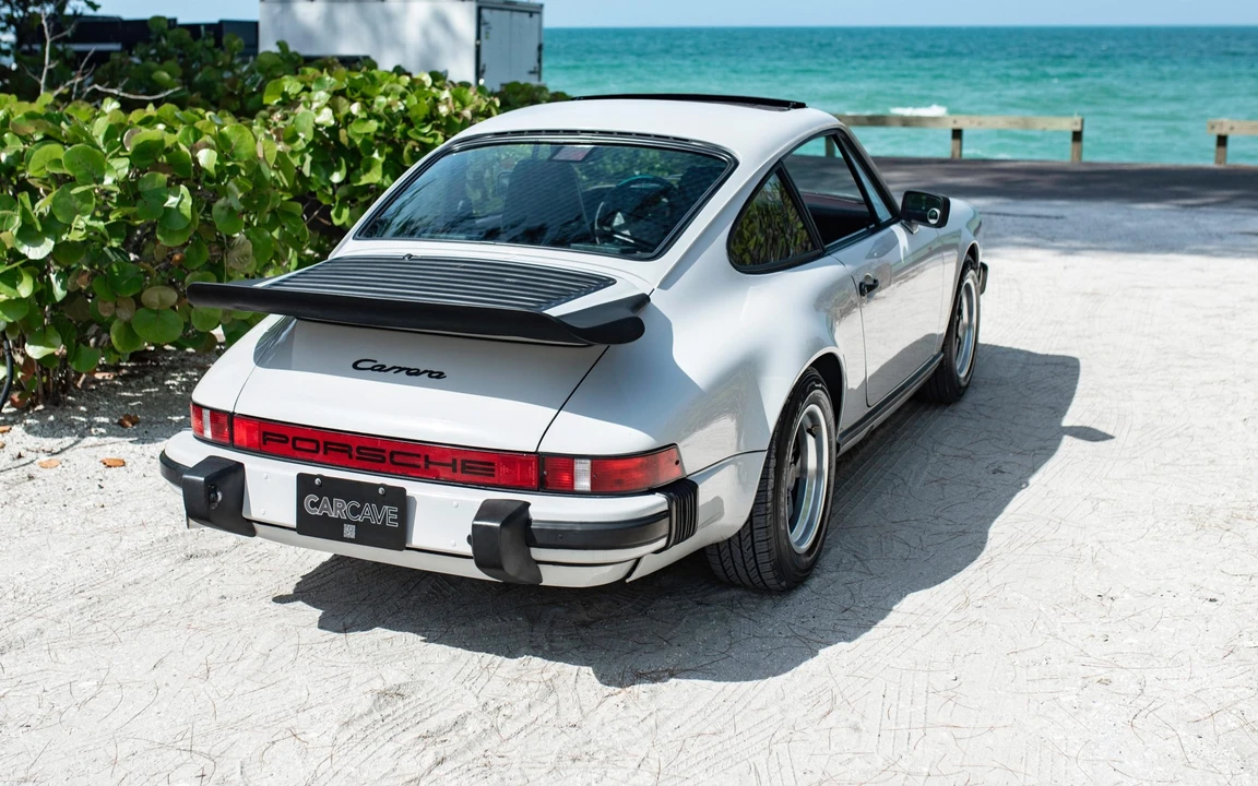 1986 Porsche 911 Carrera 3.2 - Image 25 of 31