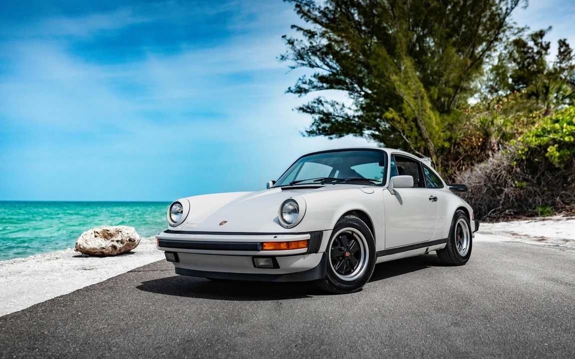 1986 Porsche 911 Carrera 3.2 - Image 6 of 31