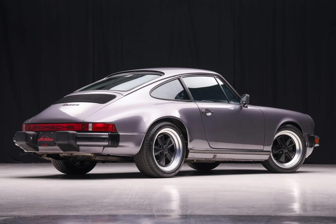 1986 Porsche 911 Carrera 3.2 - Image 17 of 31