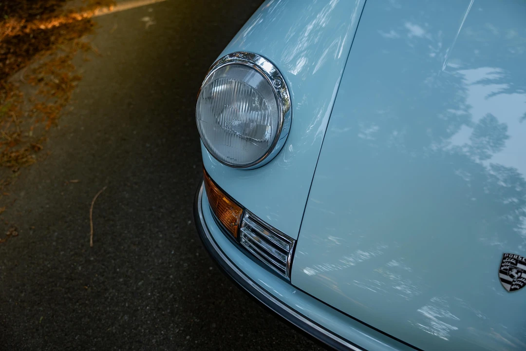 1986 Porsche 911 Carrera 3.2 - Image 28 of 31