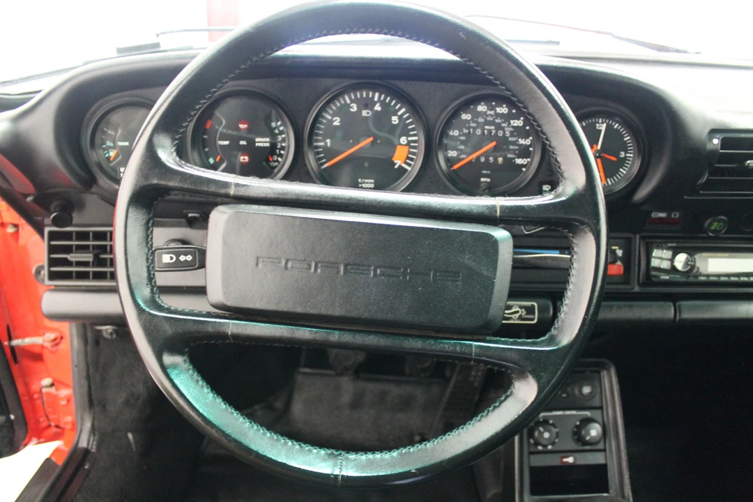 1986 Porsche 911 Carrera 3.2 - Image 29 of 31