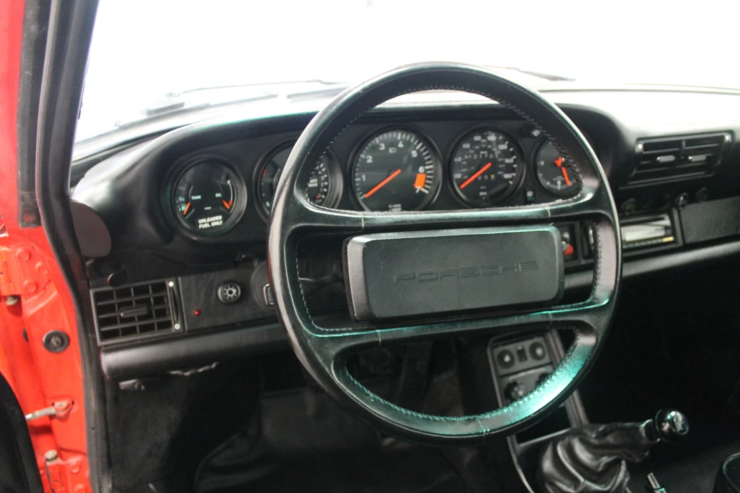 1986 Porsche 911 Carrera 3.2 - Image 27 of 31