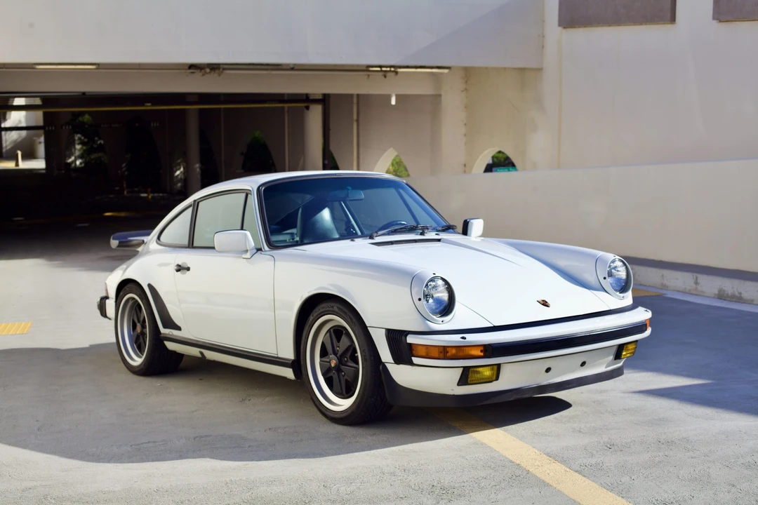 1986 Porsche 911 Carrera 3.2 - Image 14 of 31