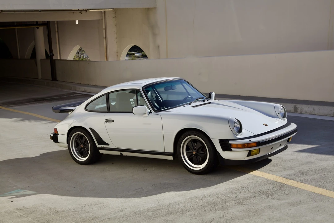 1986 Porsche 911 Carrera 3.2 - Image 18 of 31