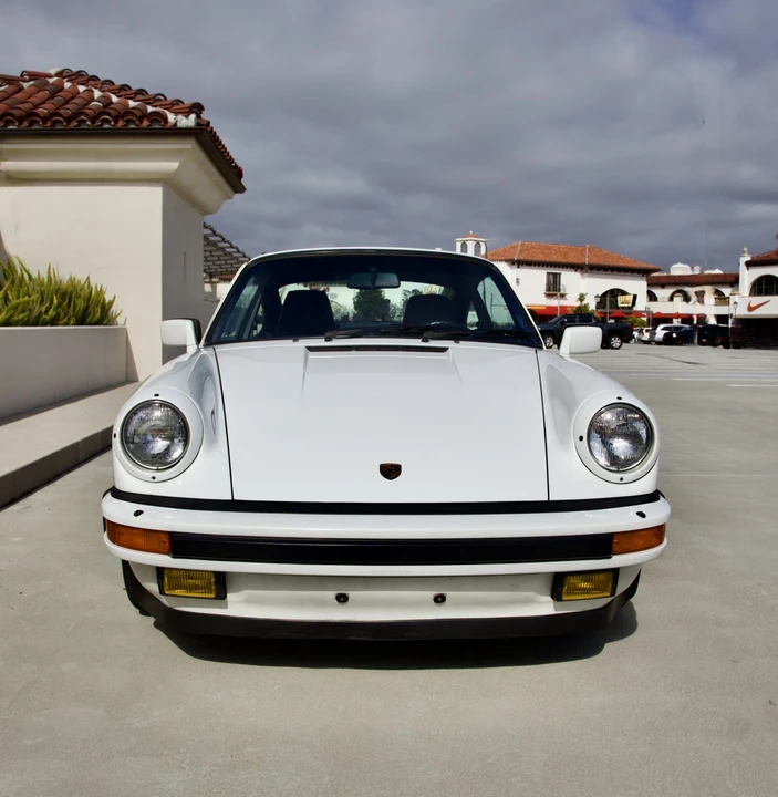 1986 Porsche 911 Carrera 3.2 - Image 9 of 31