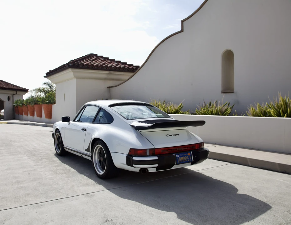 1986 Porsche 911 Carrera 3.2 - Image 27 of 31