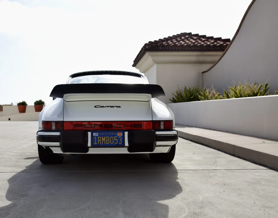 1986 Porsche 911 Carrera 3.2 - Image 24 of 31