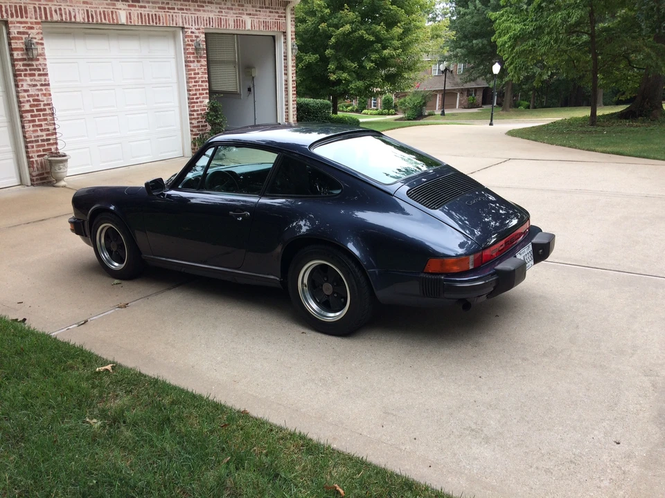 1986 Porsche 911 Carrera 3.2 - Image 6 of 31