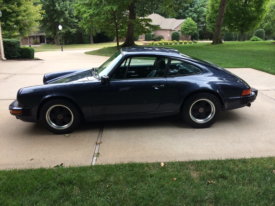 1986 Porsche 911 Carrera 3.2 - Image 12 of 31