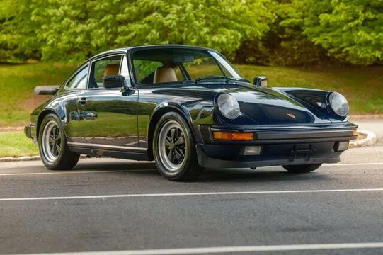 1986 Porsche 911 Carrera Coupe