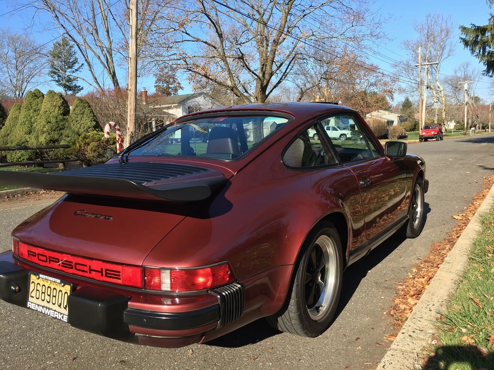 1986 Porsche 911 Carrera 3.2 - Image 6 of 31
