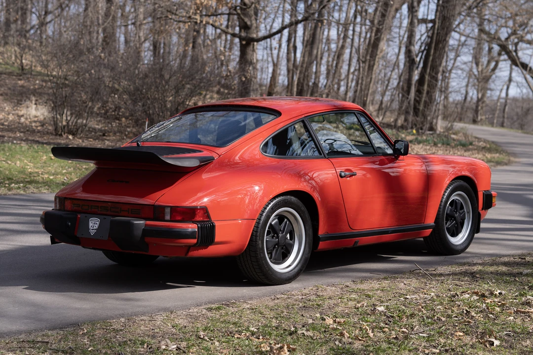 1986 Porsche 911 Carrera 3.2 - Image 17 of 31
