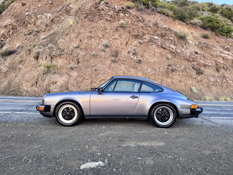 1986 Porsche 911 Carrera 3.2 - Image 9 of 31