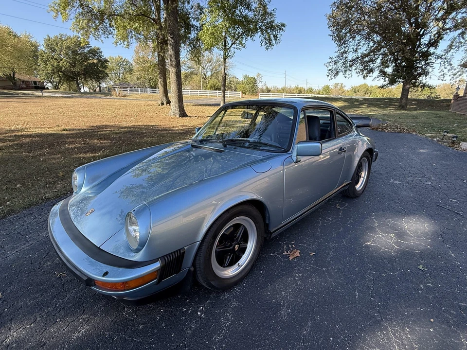 1986 Porsche 911 Carrera 3.2 - Image 5 of 31