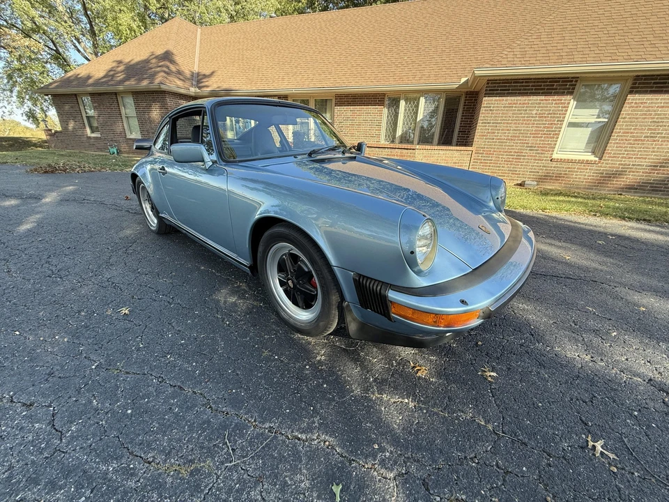 1986 Porsche 911 Carrera 3.2 - Image 13 of 31